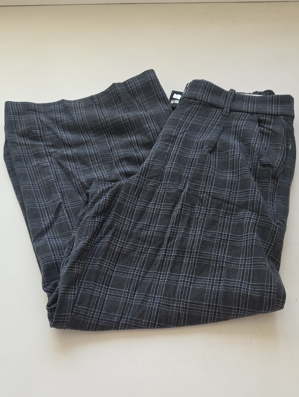 American Eagle Outfitters Gray and Blue Plaid Trousers